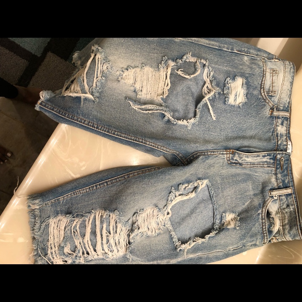 NWT STELLA LAGUNA Beach, Ripped Shorts, Sz Large